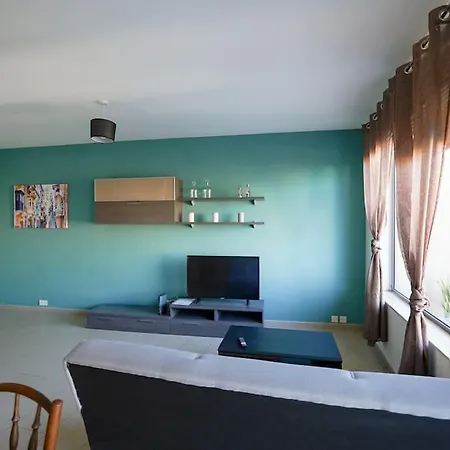 Lovely Penthouse In The Center Apartment Naxxar